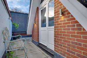 Roof Terrace- click for photo gallery